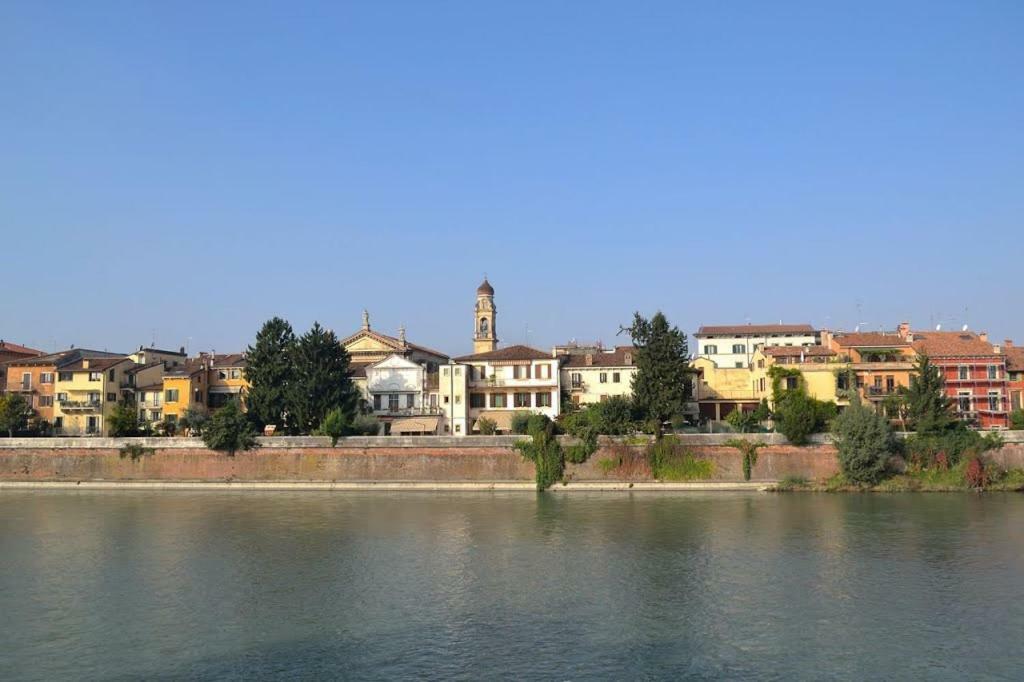 Porta Vittoria Apartment Verona Buitenkant foto